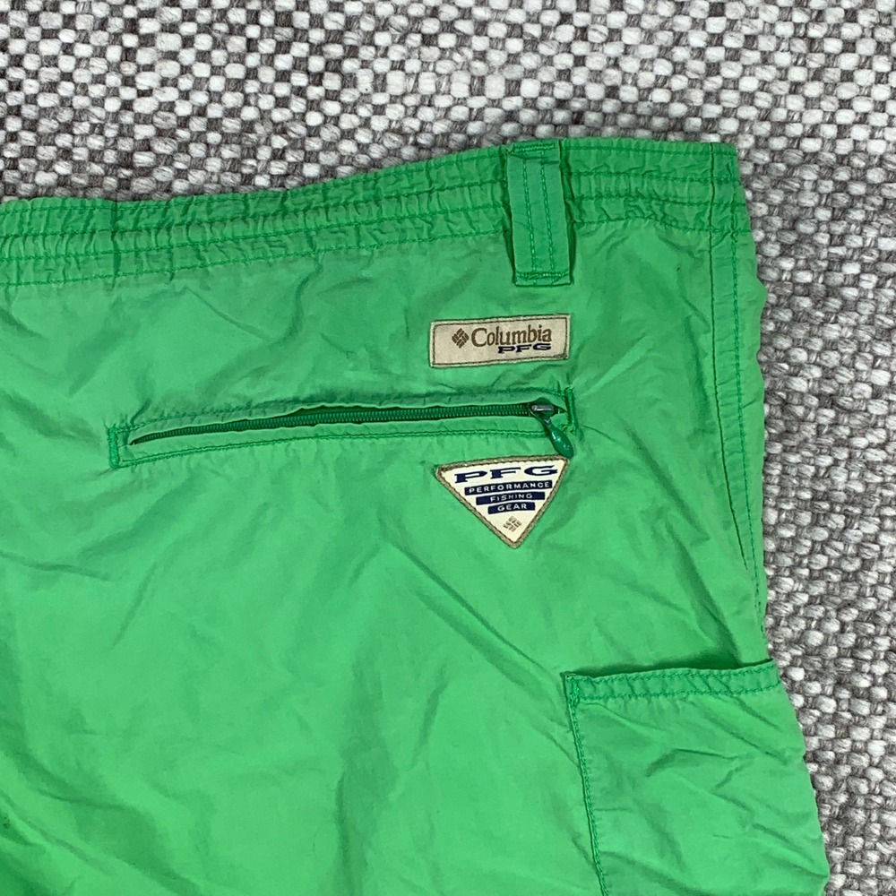 Columbia Fishing Shorts Mens L Green PFG Whidbey Omni-Shade Nylon 6" FM4008